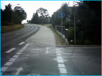 Dieser Rad- / Gehweg endet am Heideweg und stellt die Fortsetzung der 1991 gebauten Anlage bis Forststraße dar.